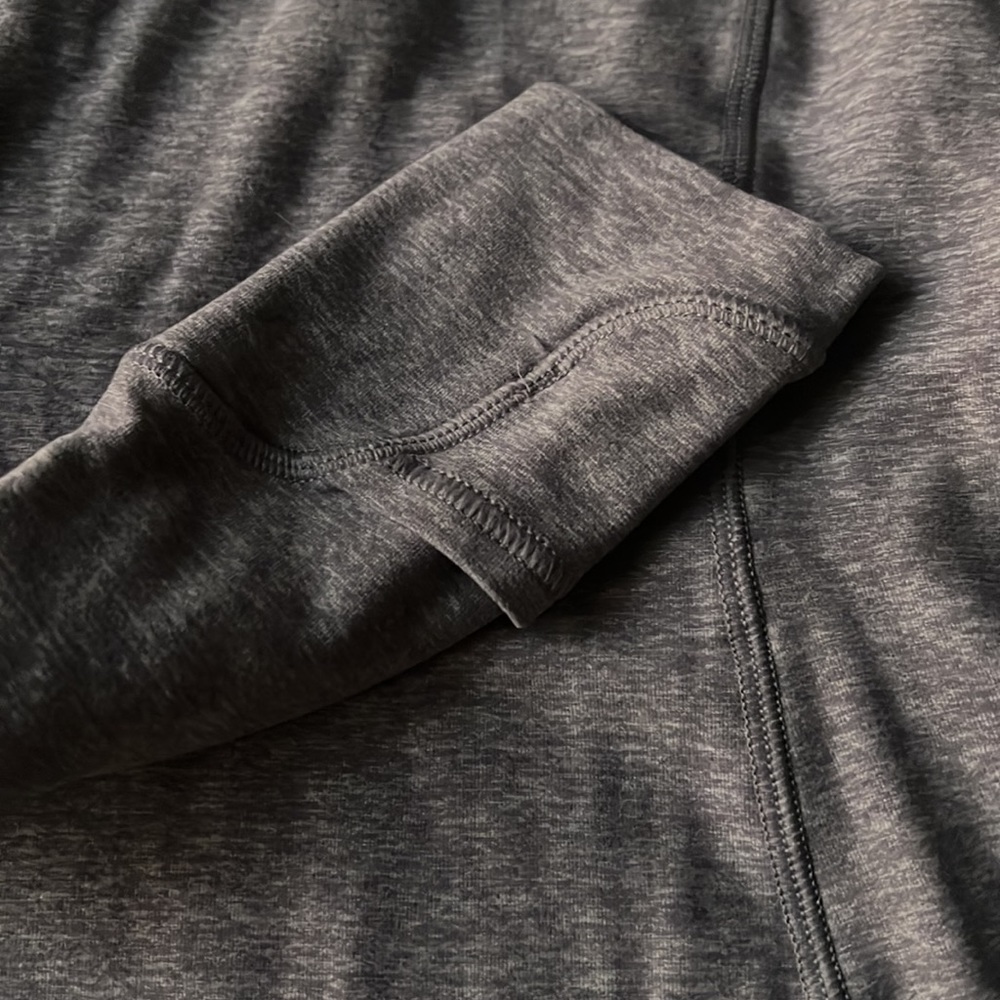 Lululemon Pullover - Picture 9 of 9
